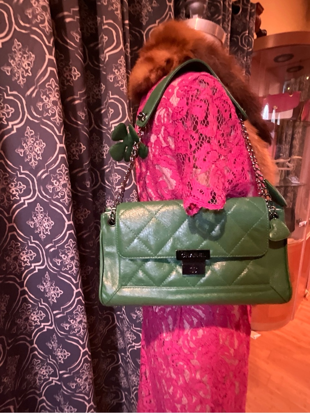 CHANEL Green Quilted Leather Shoulder Bag with Chain Strap